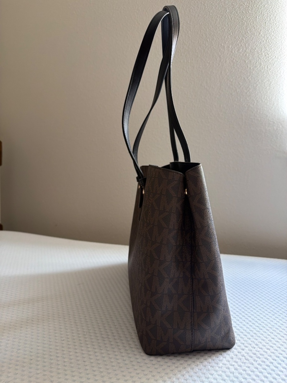 Michael kors purse - Picture 2 of 4